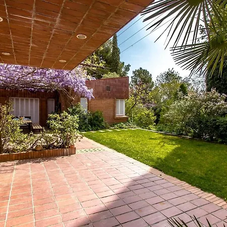 Catalunya Charm On An Olive Farm In Costa Dorada! וילה