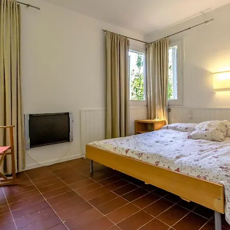 Villa Catalunya Charm On An Olive Farm In Costa Dorada!